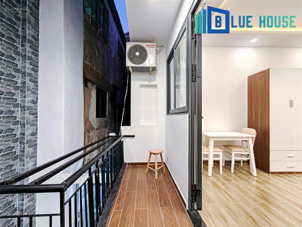 Cho thuê studio ban công, 32m2 ngay vòng xoay lăng cha cả  hoàng văn thụ, 6tr