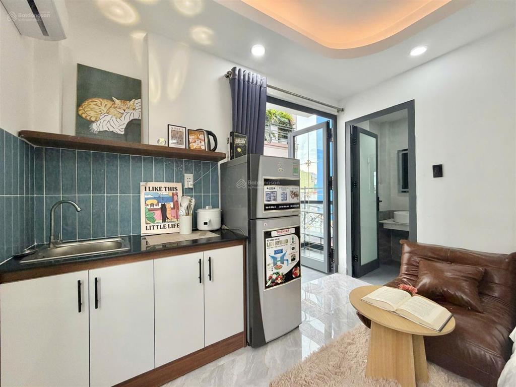 Khai trương căn hộ 30m2 full nội thất mới 100% ban công hoàng hoa thám, bình thạnh