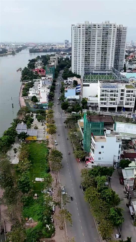 Giá tốt! lô đất mt ngay nguyễn văn hưởng, xuân thủy! dt 7x30. xd hầm/6tầng. giá 39 tỷ tl