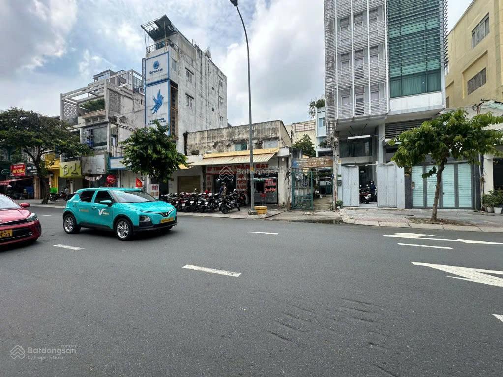 Quá đẹp! nhà c4 góc 2mt đinh tiền hoàng, q1. dt 14.5x30m. xd 2hầm/12tầng. giá 100 tỷ tl