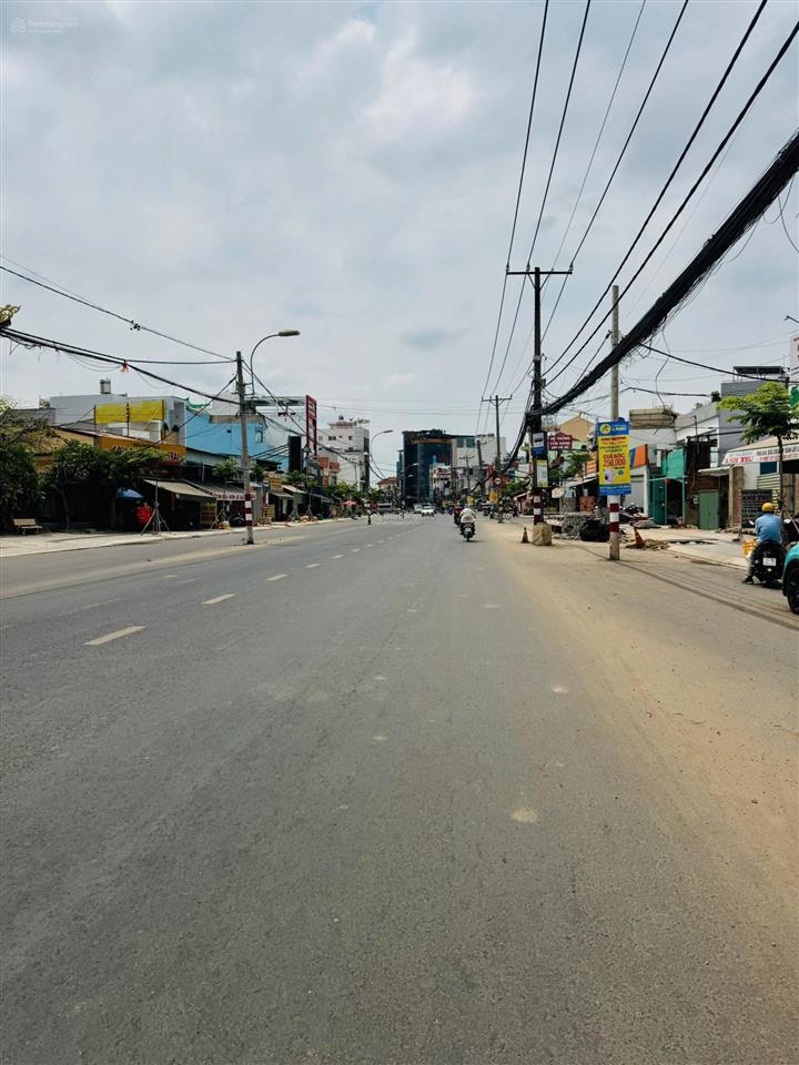 Siêu hiếm! bán mt nguyễn thị định rộng 30m btt, dt 6x16m, 3 tầng hđt 30tr/th, giá 23 tỷ