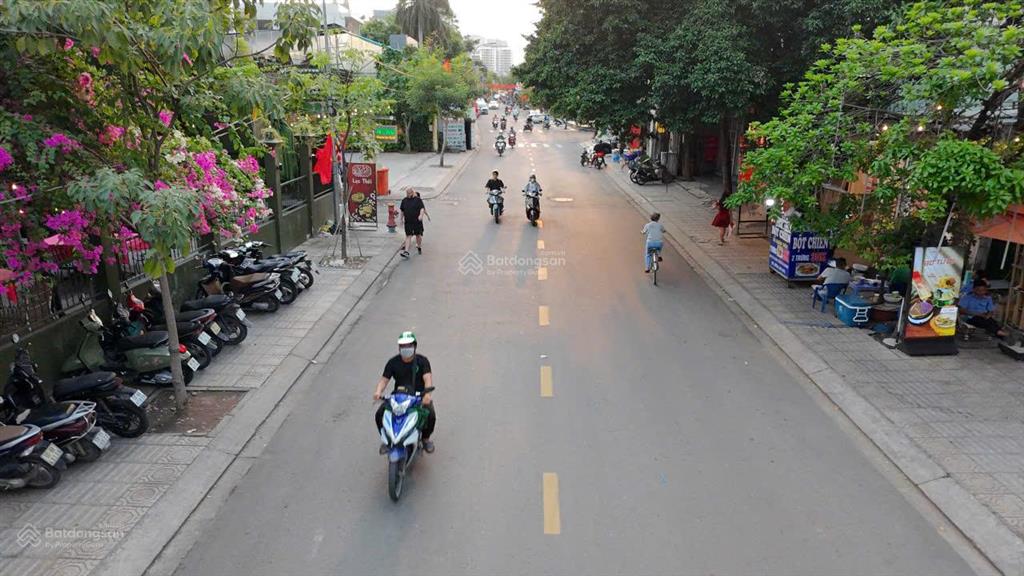Giá tốt đầu tư! bán nhà mt đường thương hiệu thảo điền, ngay xuân thủy. dt 12x18. chỉ 65 tỷ tl