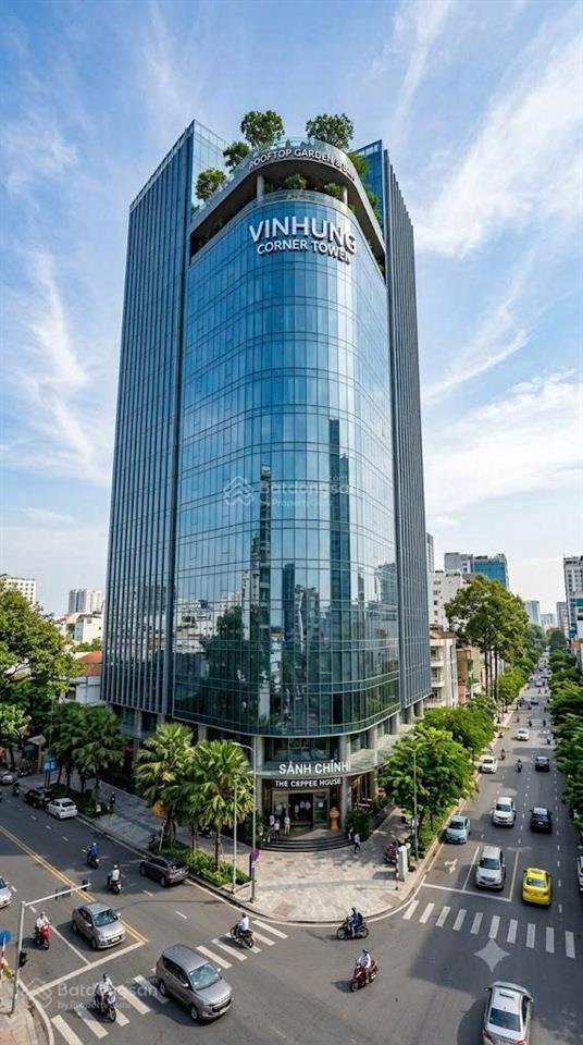 Cơ hội đầu tư có 102. siêu phẩm góc 2mt trần não q2. đã có chỉ tiêu xd 2h/10t. giá chỉ 450tr/m2