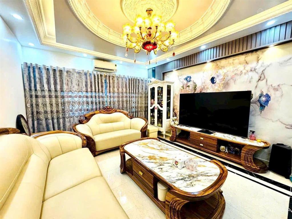 Cực phẩm nhà phố tuyến 2 văn cao  nhà 5 tầng có thang máy  ô tô đỗ cửa