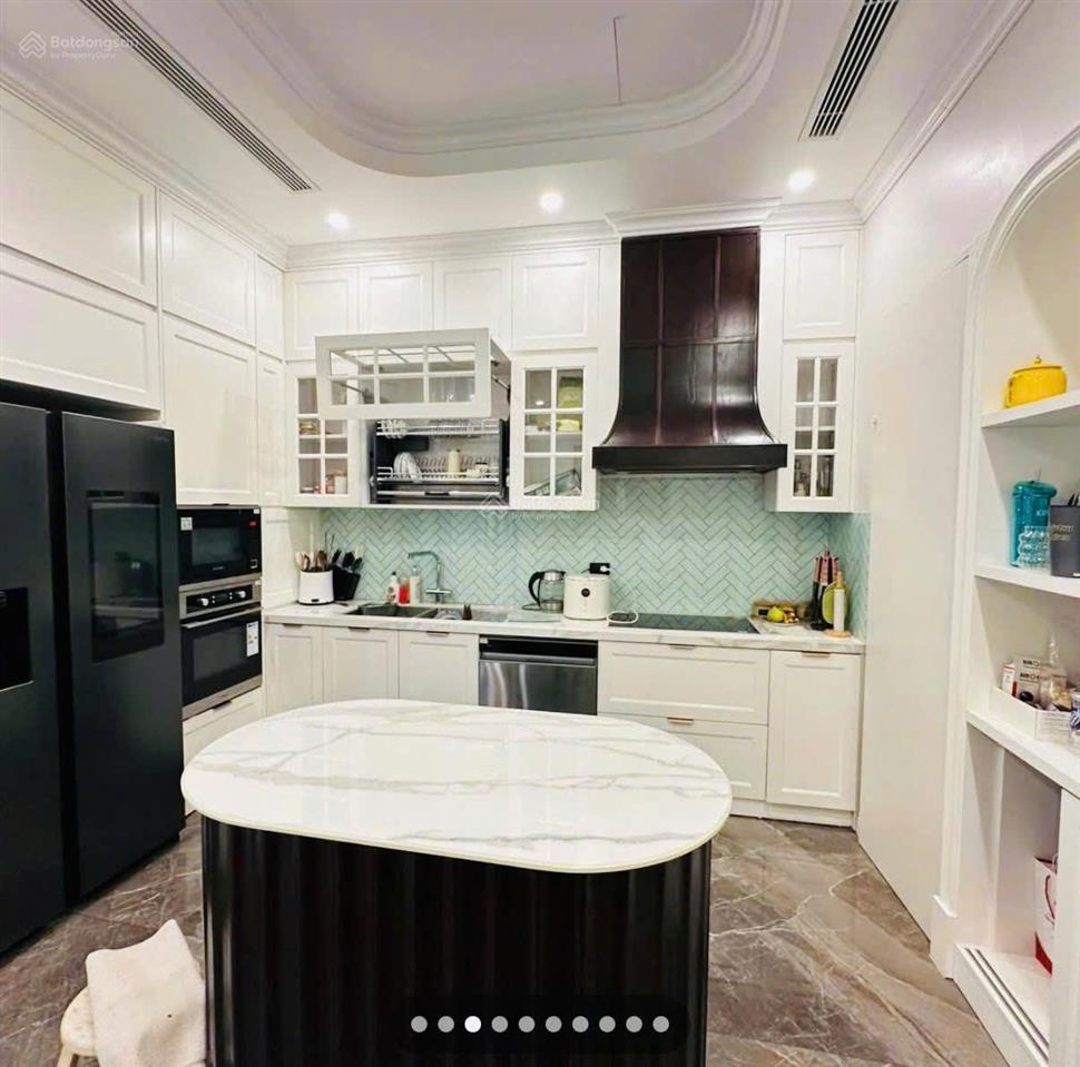 Vinhomes marina ngọc trai có thang máy  khu đóng  full nội thất