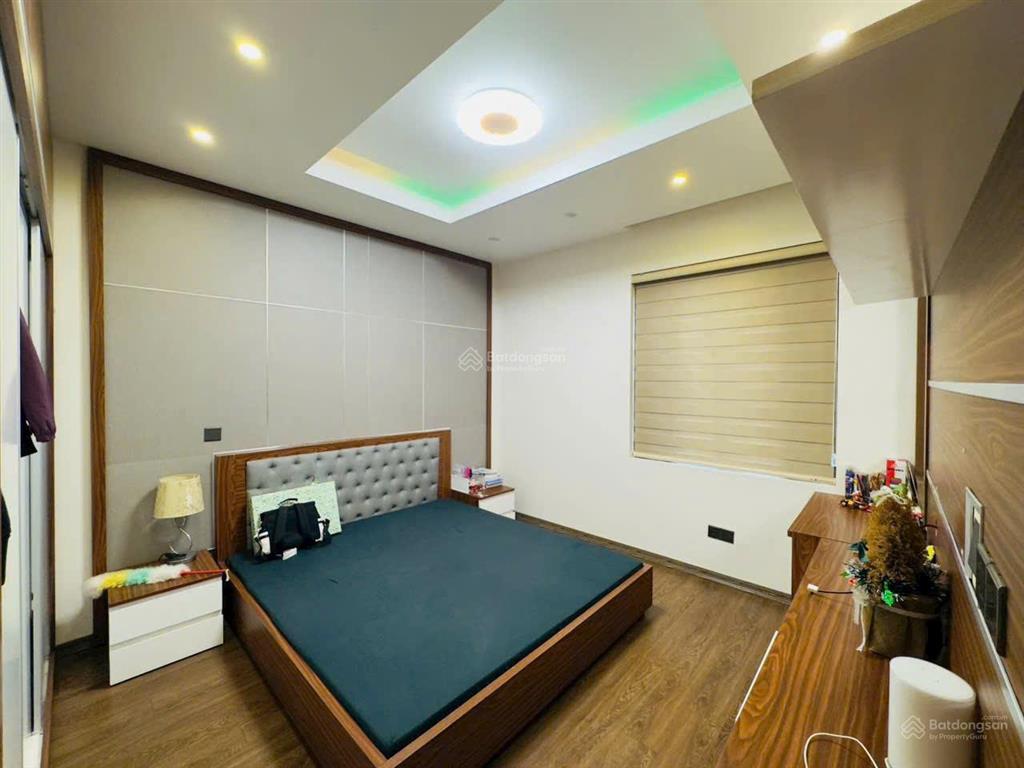 Hạ giá 500 triệu  bán nhanh  chỉ còn nhô 16 tỷ.
biệt thự sân vườn tuyến 2 đường 30m văn cao
