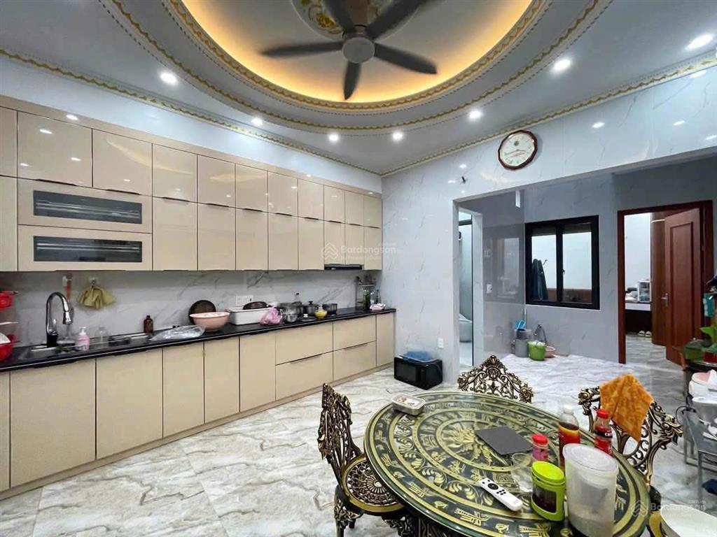 Bán nhà mặt đường tuyến 2 lê hồng phong, 108m² x 4 tầng, có thang máy, kinh