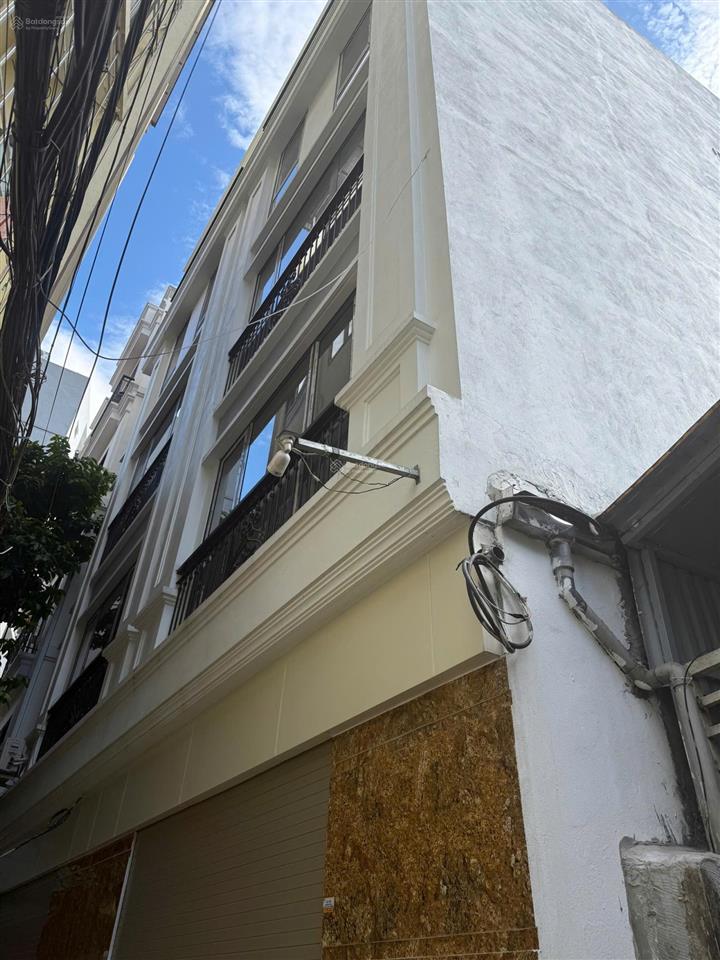 Bán nhà mới phố hồ tùng mậu, 33m2, 5 tầng, gần ô tô, full nội thất, nhỉnh 8 tỷ hiếm