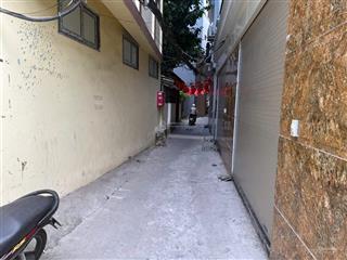 Bán nhà mới phố hồ tùng mậu, 33m2, 5 tầng, gần ô tô, full nội thất, nhỉnh 8 tỷ hiếm