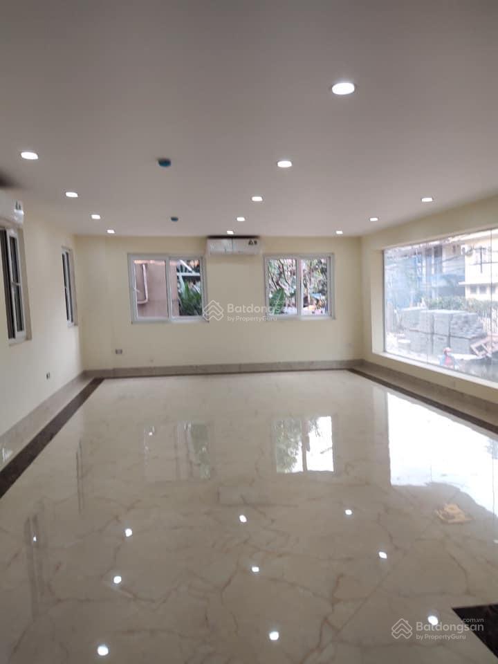 Bán nhà mặt ngõ hoàng quốc việt, 80m², 9 tầng, mt 4.8m, đường 9.5m, 45 tỷ