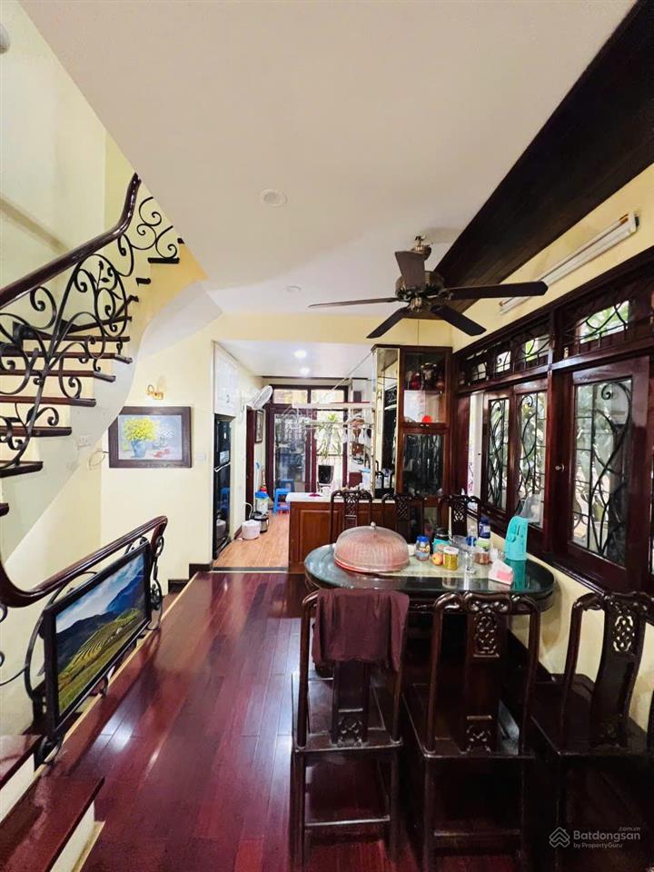 Bán nhà riêng phân lô phố hồ tùng mậu, 30m², 4 tầng, đường 6m, ngõ thông, chỉ 10,5 tỷ