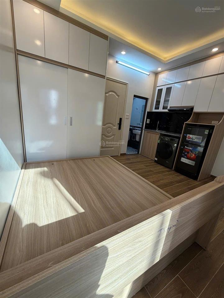 Bán nhà riêng phố hoàng quốc việt, 60m², 7 tầng, thang máy, 11 căn hộ, dt 80 triệu/tháng, 25,8 tỷ