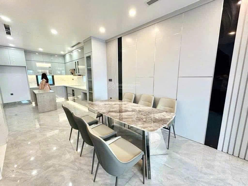 Bán nhà riêng mặt phố văn tiến dũng, 47m2, 5 tầng, mt 6,5m, vỉa hè, kinh doanh, chỉ 18,2 tỷ vị trí
