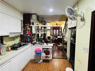 Bán nhà riêng phân lô bộ công an hoàng quốc việt, 40m2, 5 tầng, ô tô vào nhà, 13,5 tỷ
