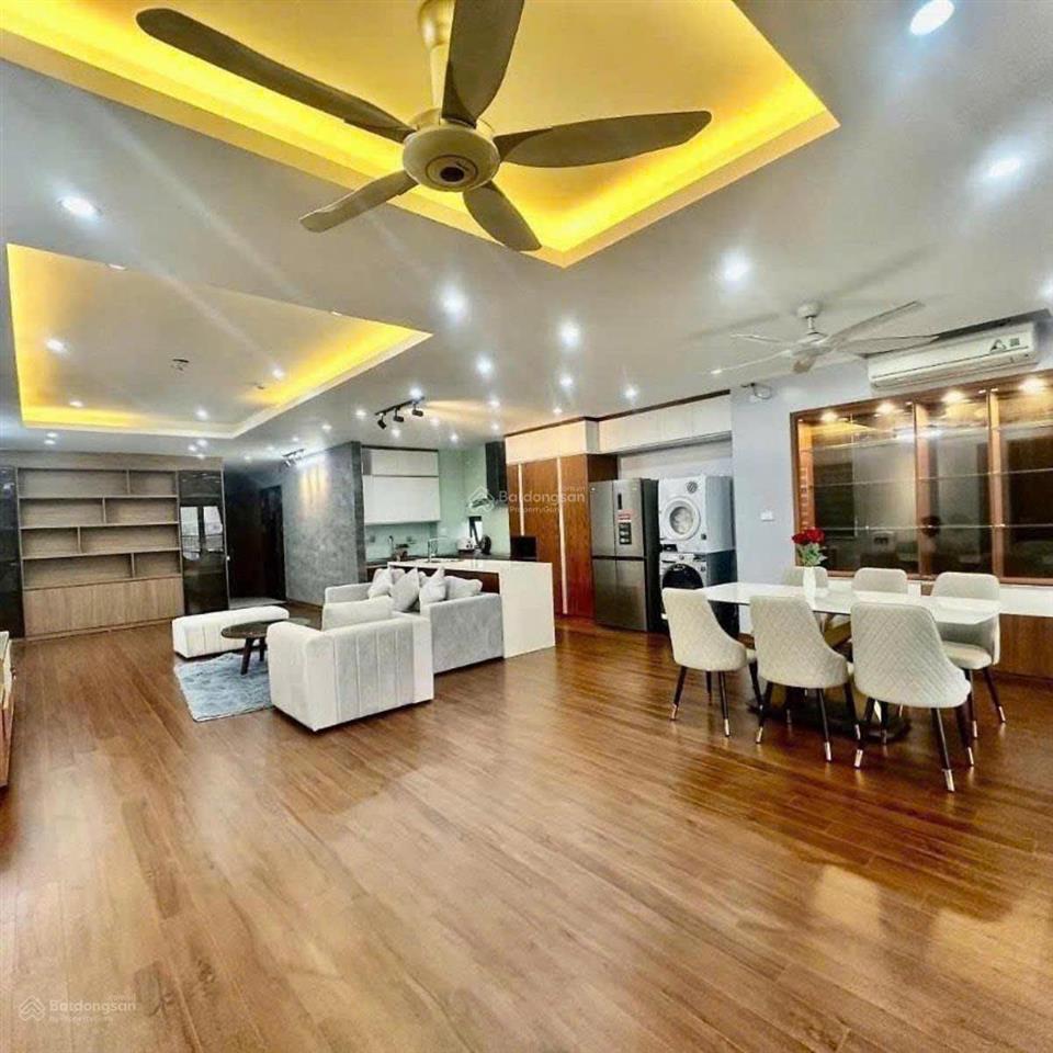 Bán nhà riêng biệt thự trần kim xuyến, yên hòa, cầu giấy 200m, 4 tầng, mt 13,5m, nhỉnh 97 tỷ