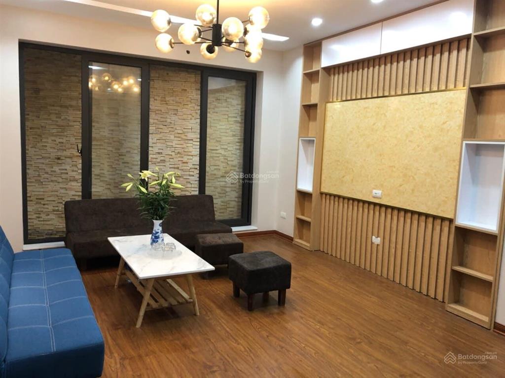 Bán nhà phân lô phố phan văn trường 33m, 5 tầng, 11,8 tỷ lô góc 3 mặt thoáng đường 6m, cực hiếm