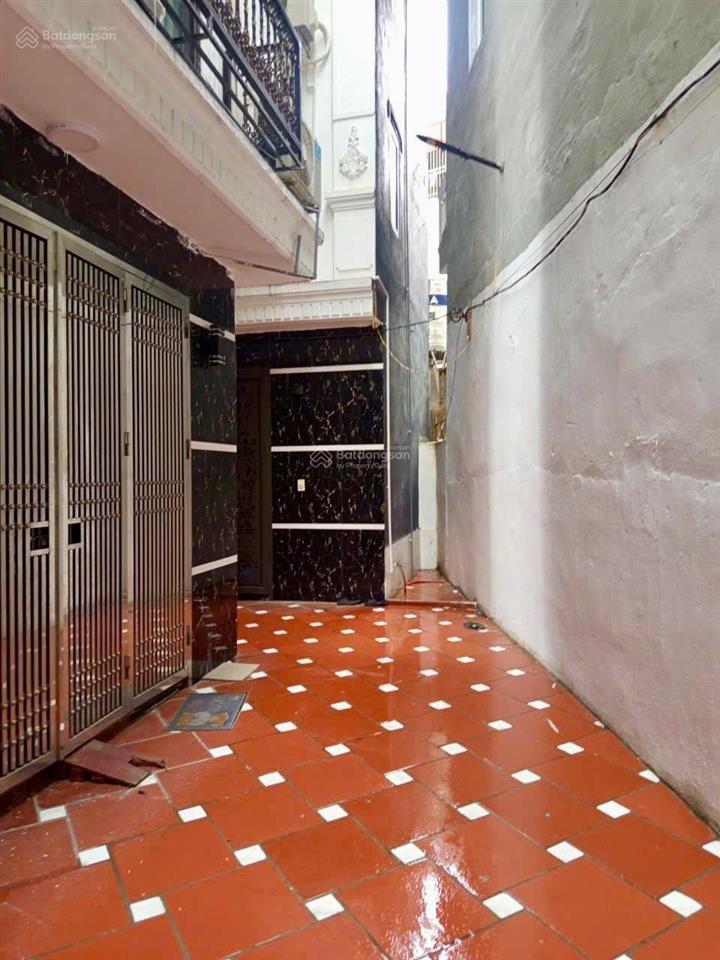Chính chủ bán nhà riêng cổ nhuế 30m2 x 5 tầng chỉ 6,9 tỷ, cách ô tô 20m