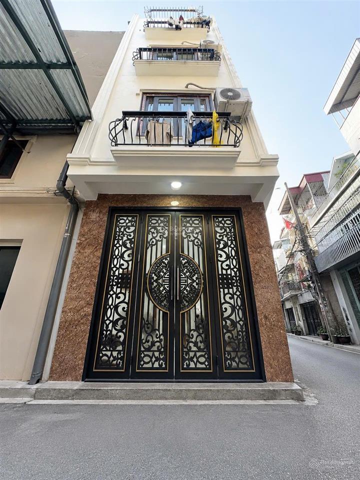Bán nhà mới phố đức diễn, 36m2 x 6 tầng thang máy 9 phòng chỉ 7,5 tỷ