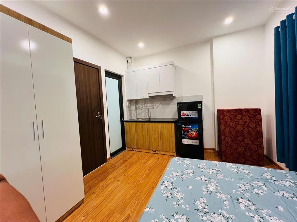 Bán nhà mới phố đức diễn, 36m2 x 6 tầng thang máy 9 phòng chỉ 7,5 tỷ