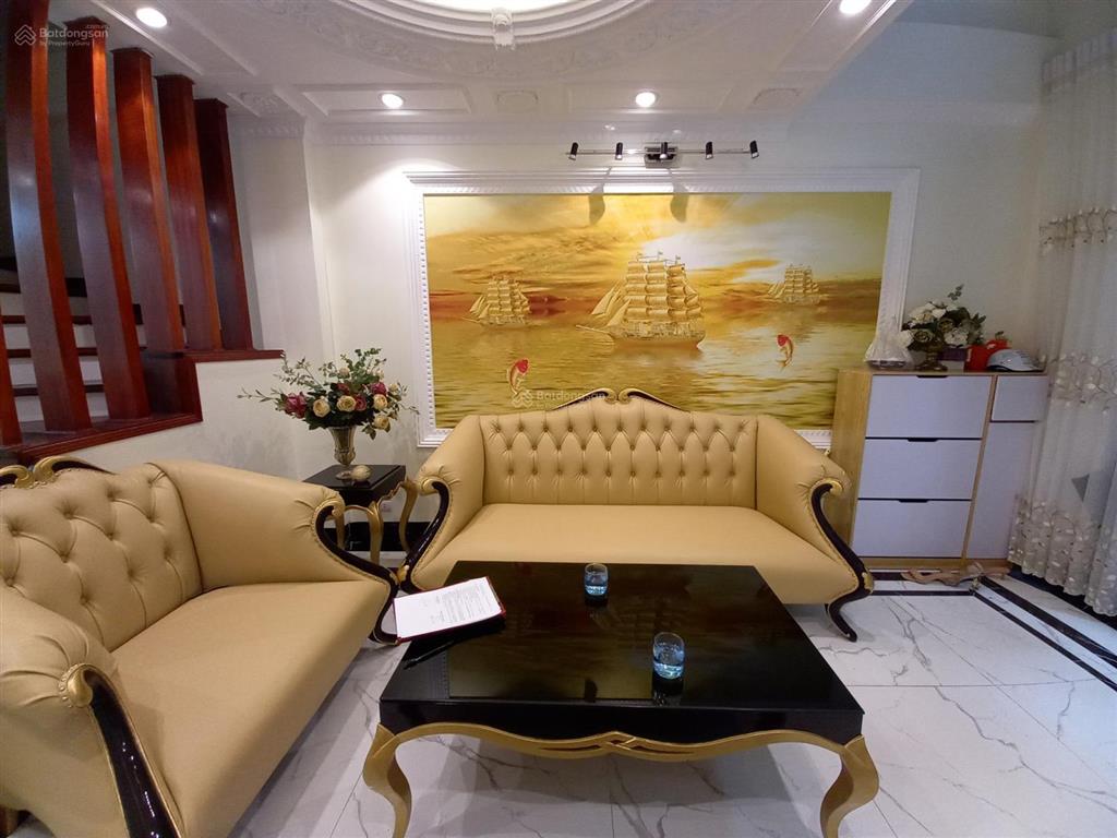 Bán nhà phố hồ tùng mậu, 46m2, 5 tầng mặt tiền 4,6m, chỉ 7 tỷ  cực hiếm  chủ cần tiền