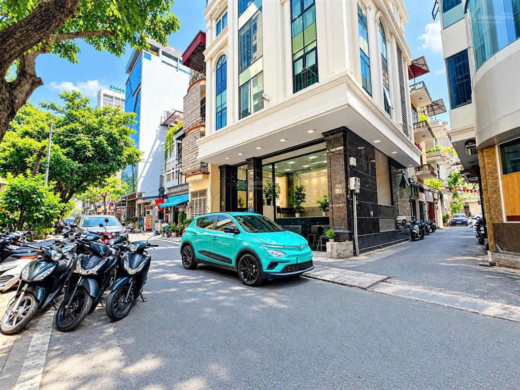 Bán nhà mặt phố hoàng sâm 105m 9 tầng mt 9,6m 56,9 tỷ siêu hiếm, lô góc 2 thoáng
