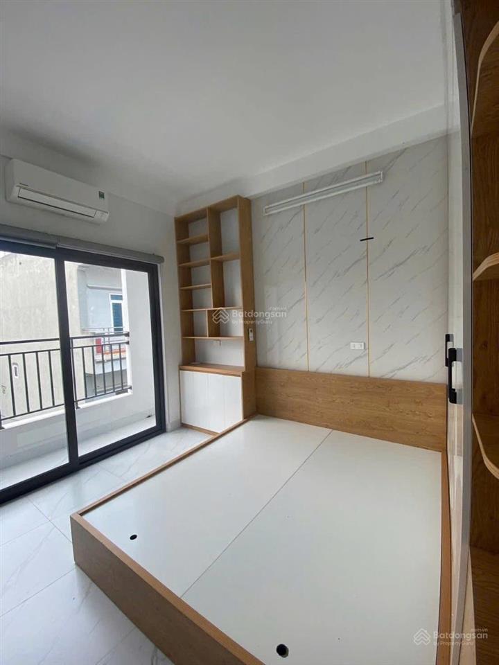 Siêu hiếm ! xuân phương 30m2*5t*mt 4.5m nhà mới full nội thất cơ bản ngõ oto giá chỉ khoảng 6