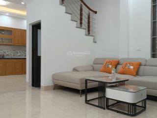 Nhà mới ! view hồ lô góc 3 mặt thoáng gần chợ 42m2 oto gần nhà full nội thất mới !!!