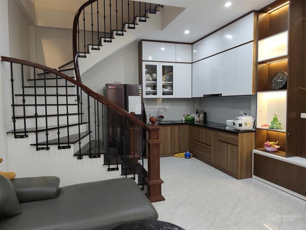 Hiếm 35m2 view hồ chủ cần bán gấp giảm giá sâu. tây mỗ oto đỗ cửa đường rộng 9m