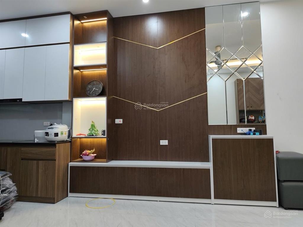 Hiếm 35m2 view hồ chủ cần bán gấp giảm giá sâu. tây mỗ oto đỗ cửa đường rộng 9m