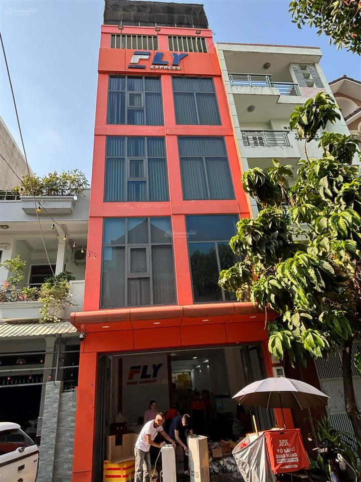 Mt hẻm 8m trệt 3 lầu dt 5,1x18m đang có thu nhập 30tr/tháng khu trung tâm p17 chỉ 15 tỷ