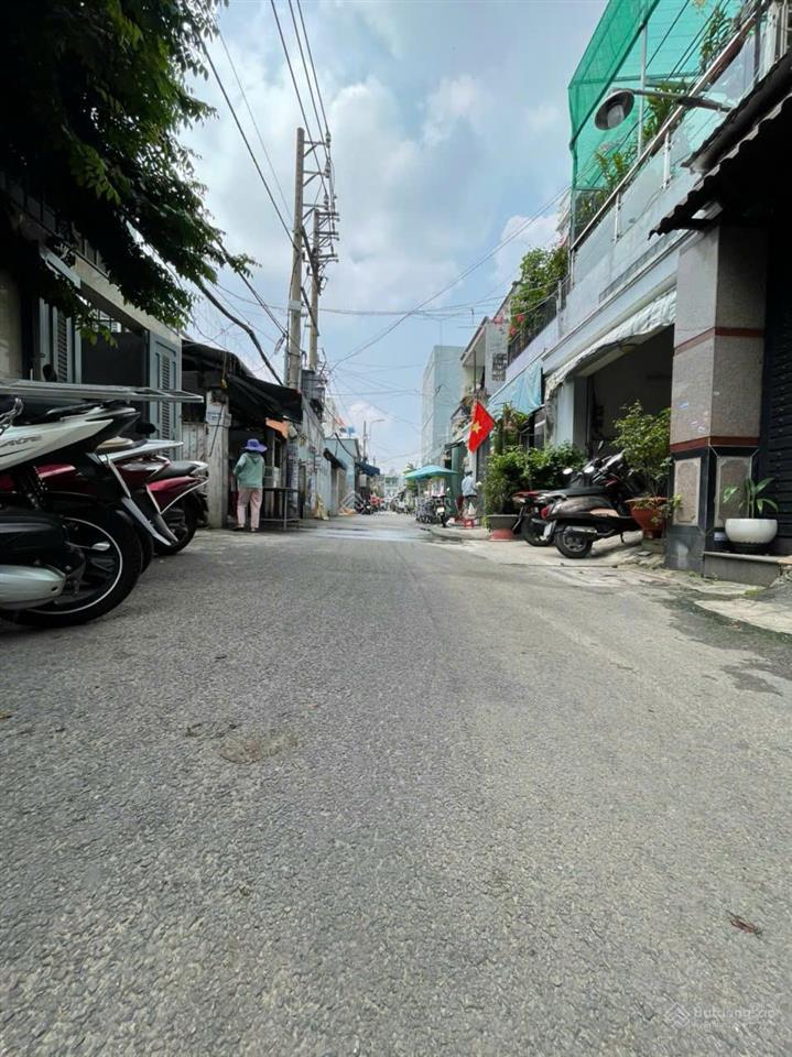 Nhà c4 hẻm 8m dt 4,5x21 công nhận 93m2 đang có hđt 12tr/tháng vị trí quá đep để xây chdv 9,6 tỷ
