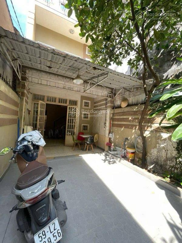 Hẻm 7m có vhẻm 7m có vỉa hè, dt 4x19 vuông vức, cn 75,84m, vị trí cực đẹp, giá cực tốt chỉ 9,9 tỷ