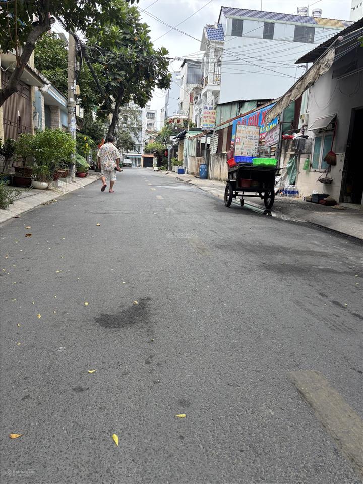 Hẻm 7m có vhẻm 7m có vỉa hè, dt 4x19 vuông vức, cn 75,84m, vị trí cực đẹp, giá cực tốt chỉ 9,9 tỷ