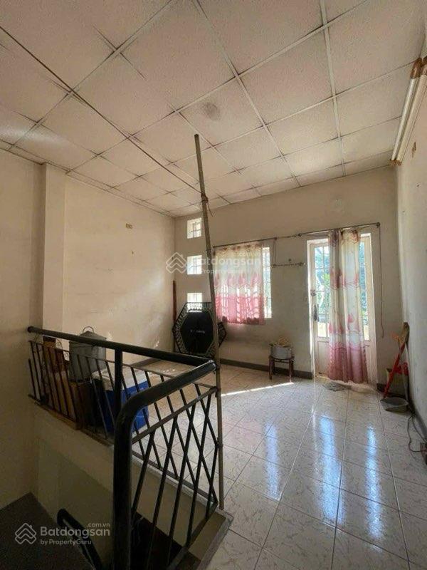 Hẻm 7m có vhẻm 7m có vỉa hè, dt 4x19 vuông vức, cn 75,84m, vị trí cực đẹp, giá cực tốt chỉ 9,9 tỷ