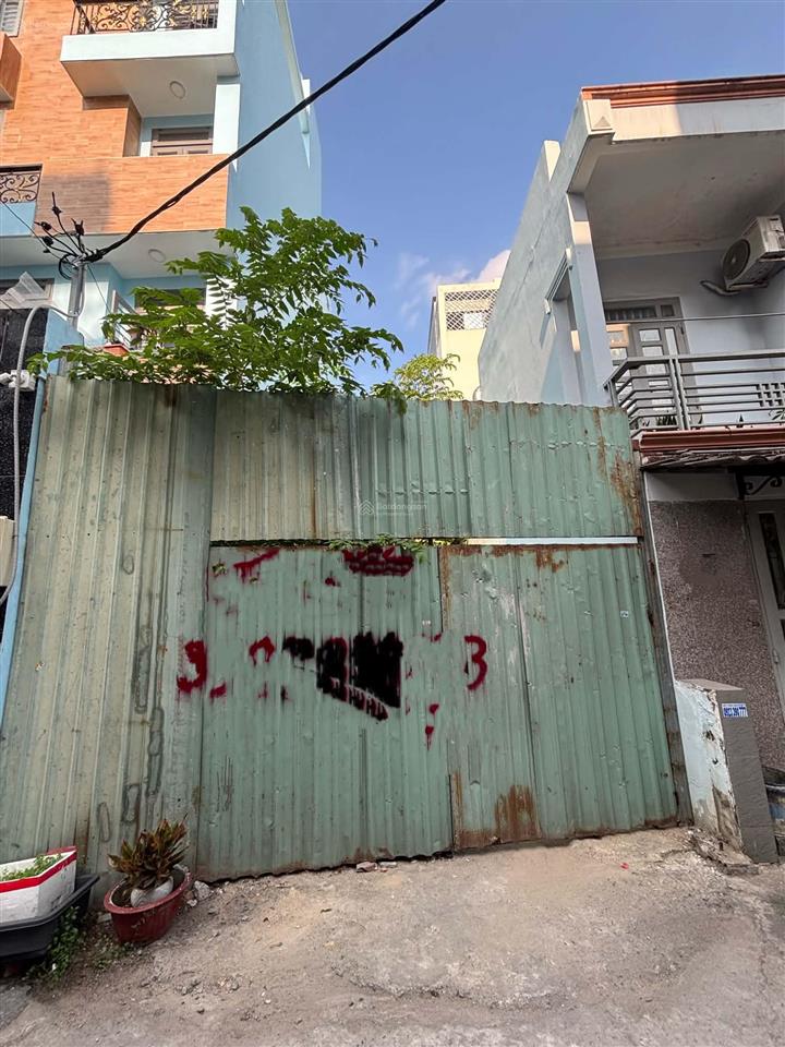 Chỉ 85 triệu/m2 đất dt4,4x19 công nhận 83,9m khu vực xây cao lầu thích hợp xây chdv chỉ 7,1 tỷ