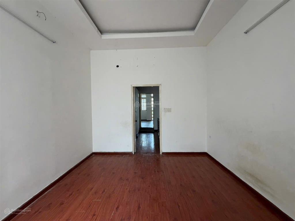 Nhà chính chủ hẻm 5m trung tâm p11 2 tầng sân để xe thoải mái, 3,7 x 16m vị trí kd vip chỉ 6,2 tỷ