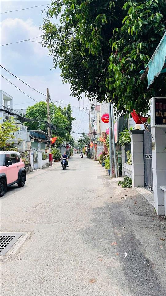 Nhà góc 3 mặt tiền trệt lửng 2 lầu 1/ hxh gần chợ thạch đà dt 4,5m x 17m chỉ 9,3 tỷ