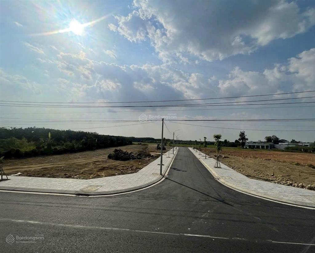 Hơn 30 nền đất đầu tư vừa ra sổ ngay bình dương  cầu bạch đằng 2