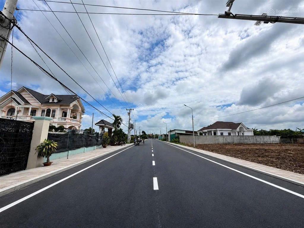 Lô đất mới ra sổ cho anh chị đầu tư  hồ chí minh