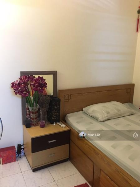 Kẹt tiền bán gấp căn vạn đô quận 4 60m2 2pn  2wc giá 1 tỷ 760