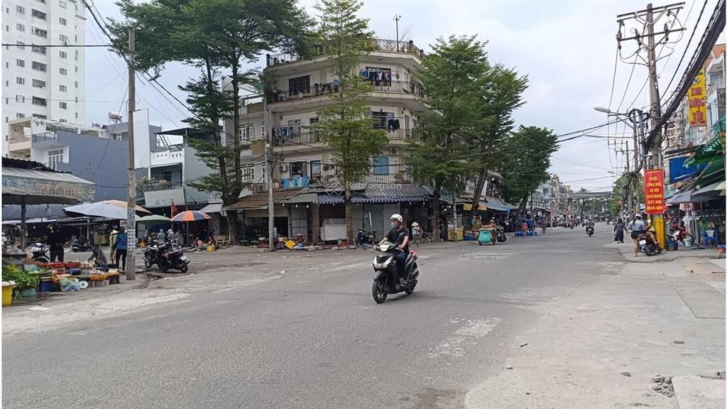 Bán 7 tỷ  nhà ngay chợ bà hom tân tạo 85m2 5x17m 3 tầng 243m2 sàn  sổ chuẩn  đường 6m ô tô thông