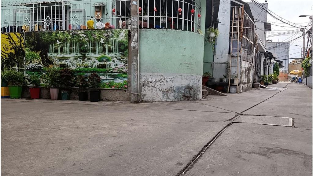 Bán 7 tỷ  nhà ngay chợ bà hom tân tạo 85m2 5x17m 3 tầng 243m2 sàn  sổ chuẩn  đường 6m ô tô thông