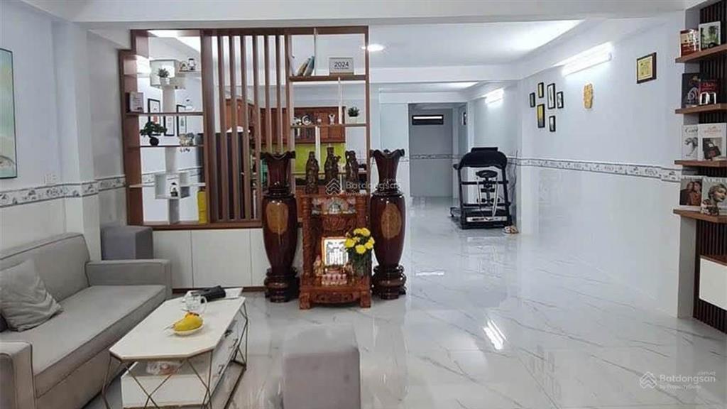 Bán 7 tỷ  nhà ngay chợ bà hom tân tạo 85m2 5x17m 3 tầng 243m2 sàn  sổ chuẩn  đường 6m ô tô thông