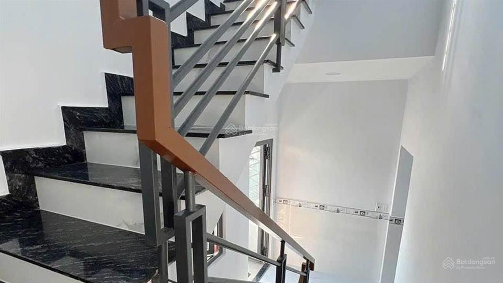 Bán 7 tỷ  nhà ngay chợ bà hom tân tạo 85m2 5x17m 3 tầng 243m2 sàn  sổ chuẩn  đường 6m ô tô thông