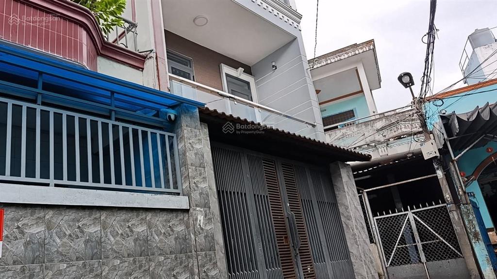 Bán 7 tỷ  nhà ngay chợ bà hom tân tạo 85m2 5x17m 3 tầng 243m2 sàn  sổ chuẩn  đường 6m ô tô thông