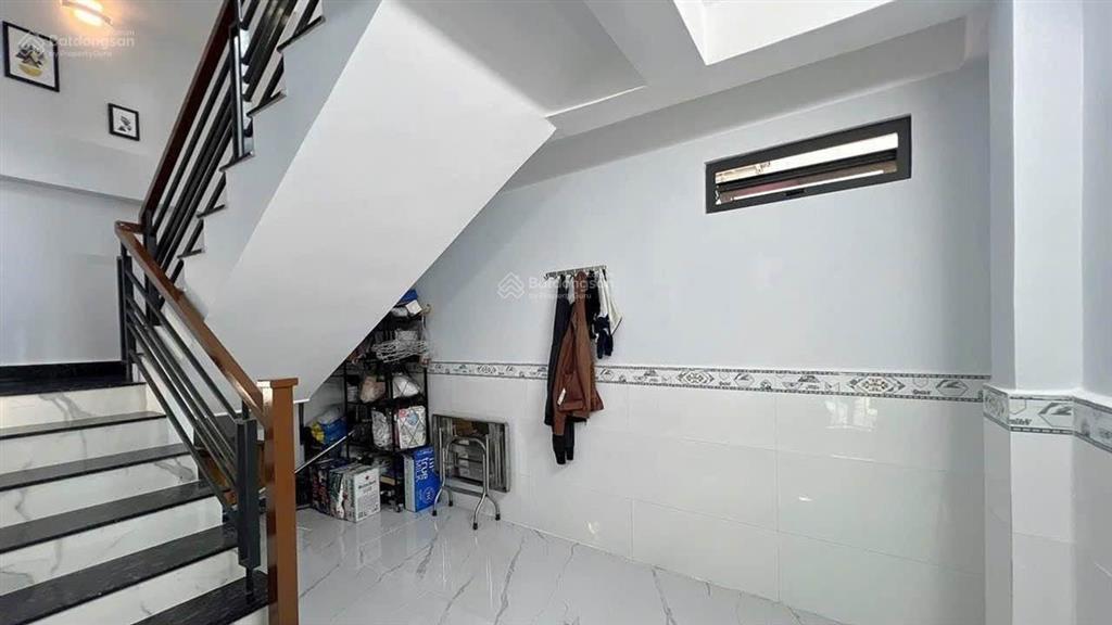 Bán 7 tỷ  nhà ngay chợ bà hom tân tạo 85m2 5x17m 3 tầng 243m2 sàn  sổ chuẩn  đường 6m ô tô thông