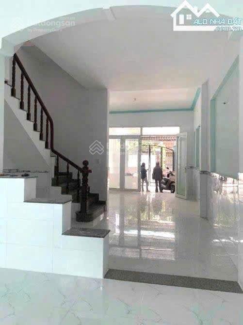 Nhà 3tang sát trục đường nguyễn thị búp, trung mỹ tây q12, dt 100m, ngang 5 dai 20m sổ hồng riêng