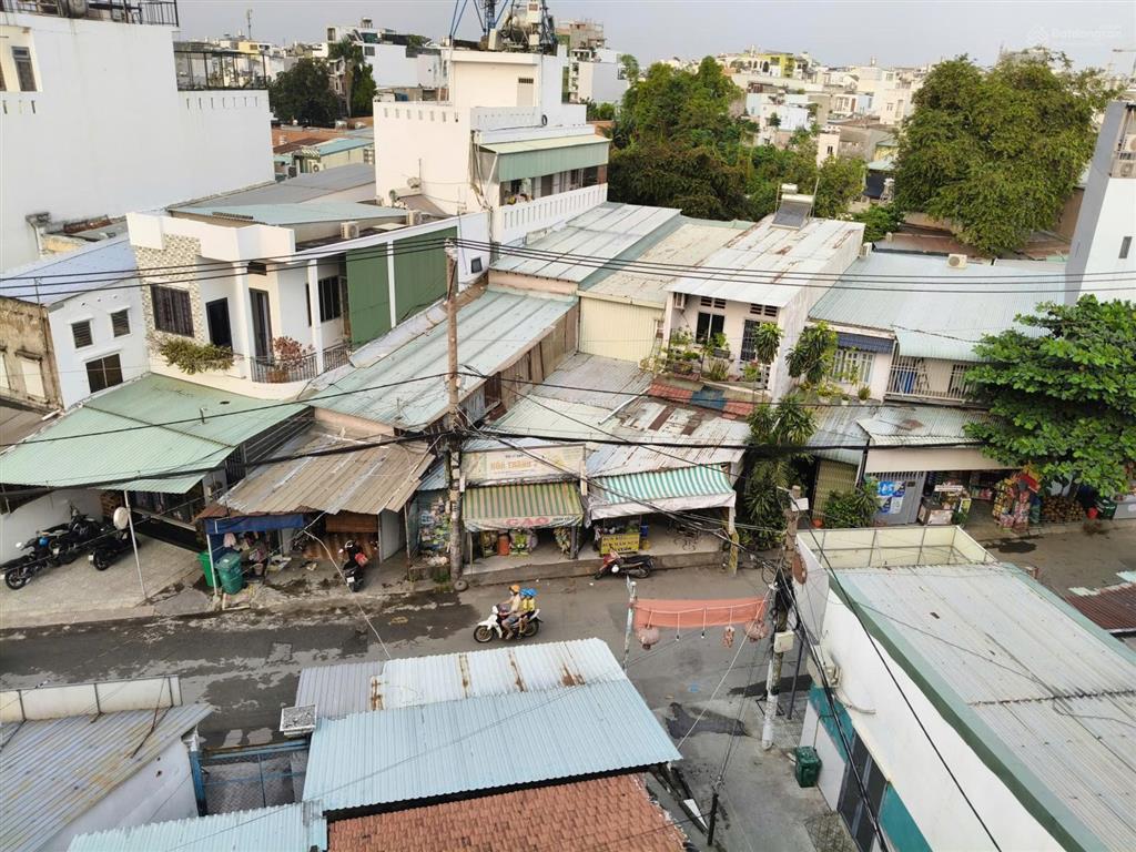 Nhà mới 4 tầng, đ.bùi quang là, hẽm oto thông, cách mặt tiền 1 căn, đối diên emart giá 7.9 tỷ