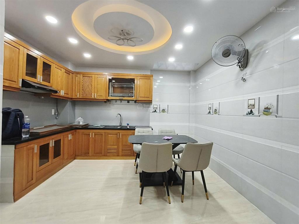 Nhà mới 4 tầng, đ.bùi quang là, hẽm oto thông, cách mặt tiền 1 căn, đối diên emart giá 7.9 tỷ