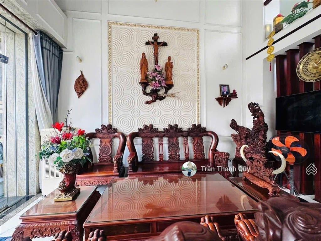 Vila 2 mặt tiền, kế công viên làng hoa, chợ thạch đà, diện tích cực lớn 115m2 chỉ 15.9 tỷ